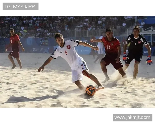 沙滩足球场上的足球明星是谁他们的精彩表现让人惊叹 沙滩足球场上的足球明星是谁他们的精彩表现让人惊叹