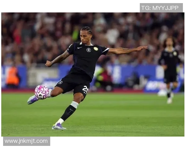 切尔西足球俱乐部的辉煌历程与世界足球明星的精彩瞬间 切尔西足球俱乐部的辉煌历程与世界足球明星的精彩瞬间